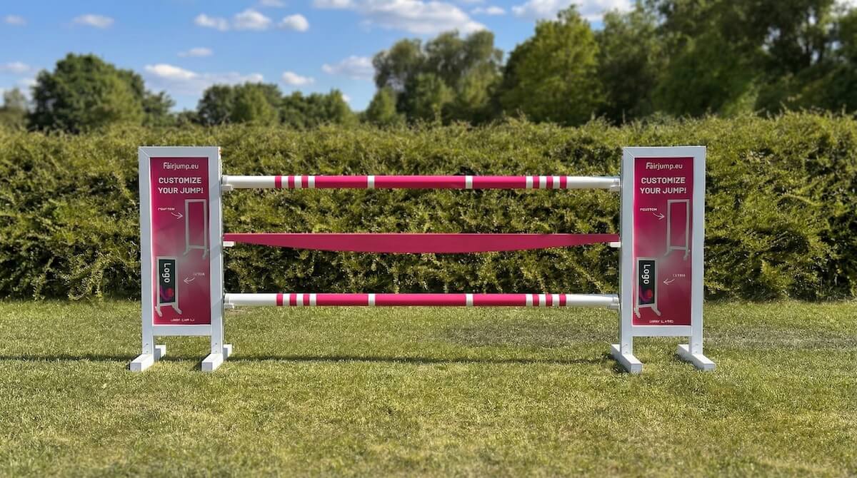 FAIRJUMP.eu Individuelle Werbeständer für den Pferdesport