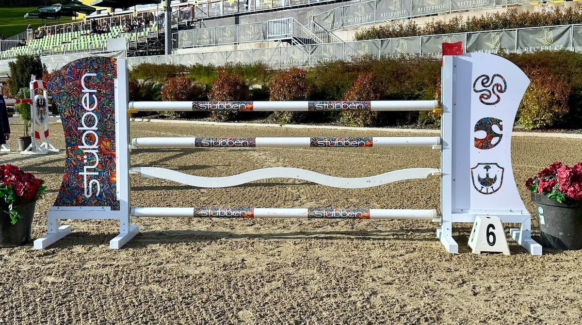FAIRJUMP.eu Individuelle Werbeständer für den Pferdesport