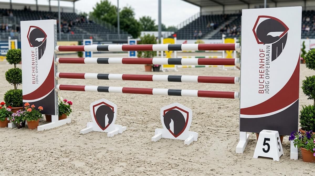FAIRJUMP.eu Individuelle Werbeständer für den Pferdesport